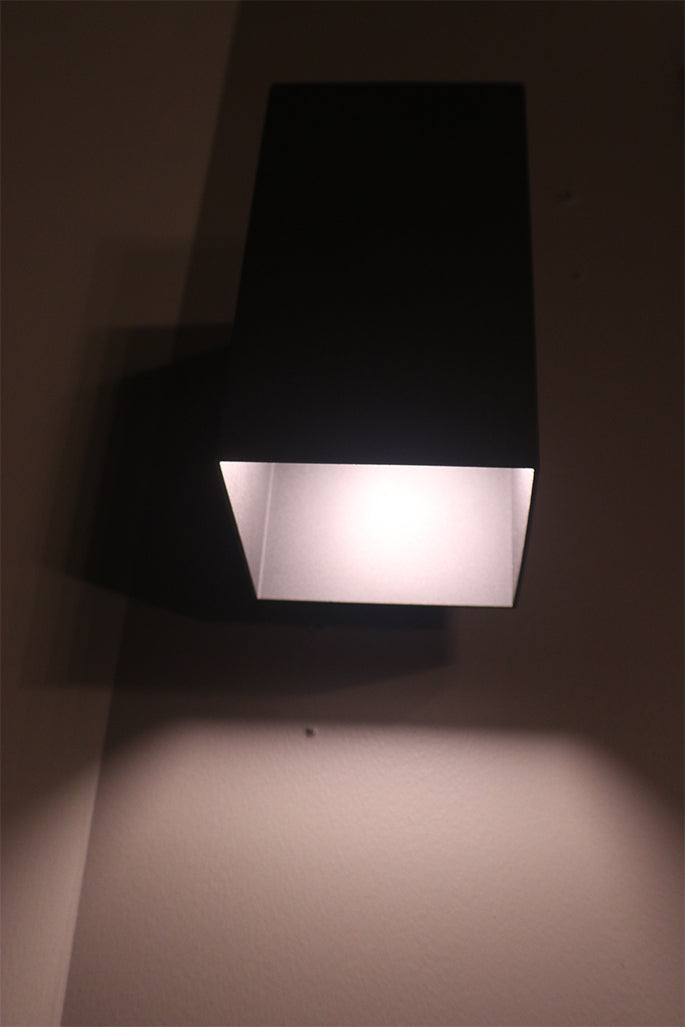 Modern black rectangle outdoor led lights - Vivio Lighting